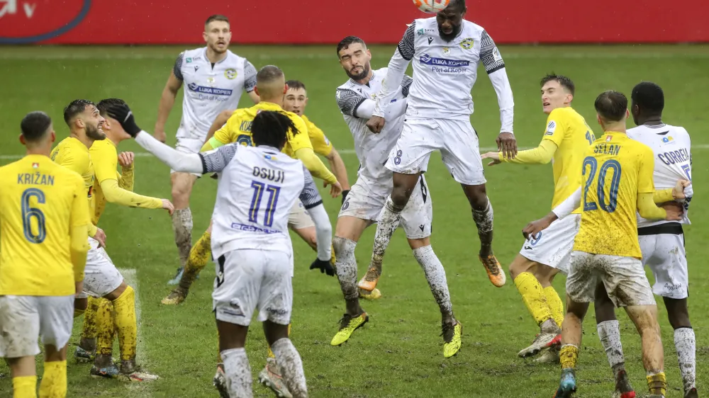 - 10.12.2022 &ndash; nogomet - Bravo &ndash; Koper, Prva liga Telemacha, 19. krog: //FOTO: Jaka Gasar