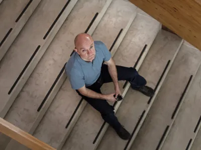 Iztok Kovač &ndash; plesalec in koreograf, ustanovitelj plesne skupine in umetni&scaron;ki direktor zavoda En-Knap - Zavod za organizacijo in izvedbo kulturnih prireditev//FOTO: Luka Cjuha