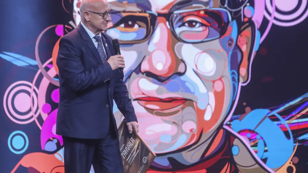 Bogdan Gabrovec, predsednik OKS v odhajanju <br><br>- 13.12.2022 - Razglasitev &Scaron;portnik leta 2022 v organizaciji Dru&scaron;tva &scaron;portnih novinarjev Slovenije - priznanja za najbolj&scaron;ega &scaron;portnika in &scaron;portnico ter najbolj&scaron;o ekipo iztekajočega se leta.<br> <br>//FOTO: Jaka Gasar