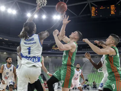 - 14.12.2022 &ndash; ko&scaron;arka - Cedevita Olimpija: Brescia, evropski pokal, 8. krog: //FOTO: Jaka Gasar
