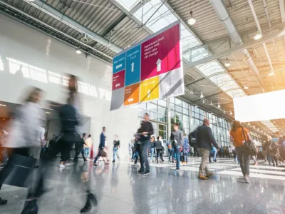 crowd of business people rushing on a trade show. ideal for websites and magazines layouts