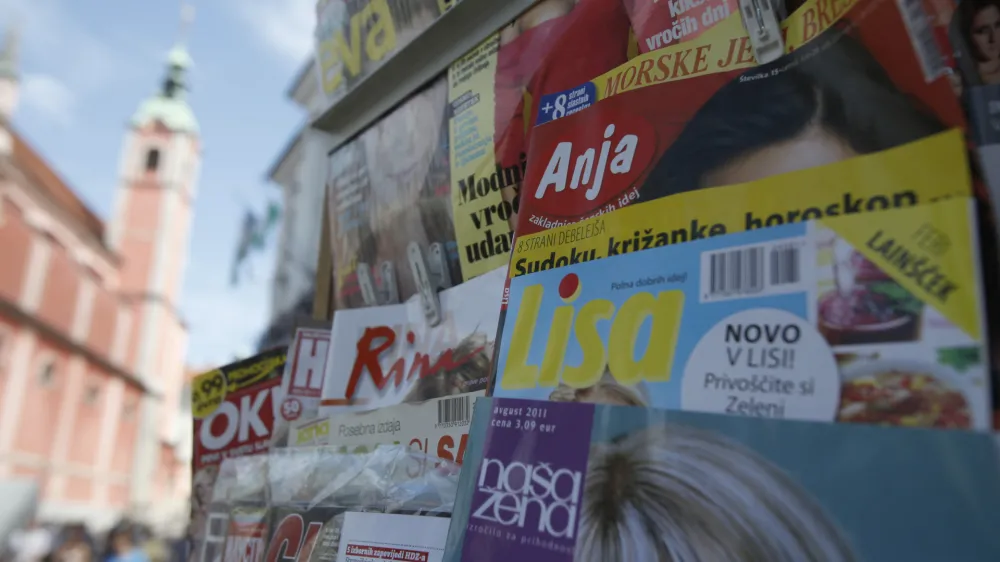 Anja, Lisa, na&scaron;a ženaDelo revije//FOTO: Luka Cjuha