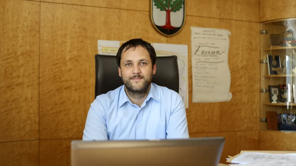 župan občine Hrastnik Marko Funkl - 10.09.2019 - Občina Hrastnik - obisk pri županu za rubriko župani zasebno //FOTO: Jaka Gasar