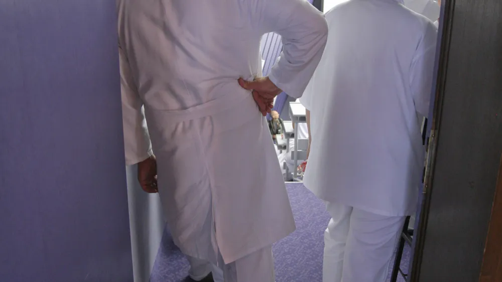 - Zdravni&scaron;ki sindikat FIDES - zbor zdravnic in zdravnikov - vodstvo sindikata je seznanilo zdravnike s pravicami iz dela ter s sindikalnimi prizadevanji in aktivnostmi za za&scaron;čito dostojanstva zdravni&scaron;kega poklica ter zoper razvrednotenje zdravni&scaron;kega dela,///FOTO: Luka Cjuha