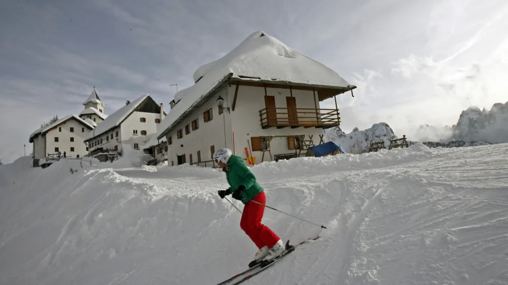 - 16.1.2014 - Smučarski center Tarvisio/Trbiž - Svete Vi&scaron;arje - odprto smuči&scaron;če //FOTO: Tomaž SkaleOPOMBA: ZA OBJAVO V PRILOGI &ndash; DNEVNIKOV OBJEKTIV - REPORTAŽA 2014