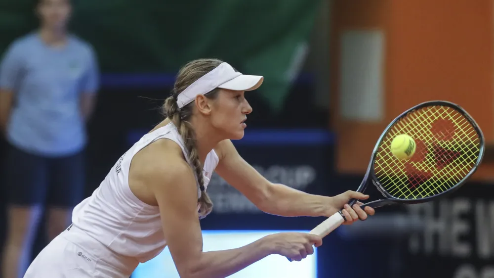 Kaja Juvan- 11.11.2022 &ndash; tenis &ndash; Slovenija: Kitajska, pokal Billie Jean King, ženske, polfinale kvalifikacij za zaključni turnir svetovne skupine: //FOTO: Jaka Gasar