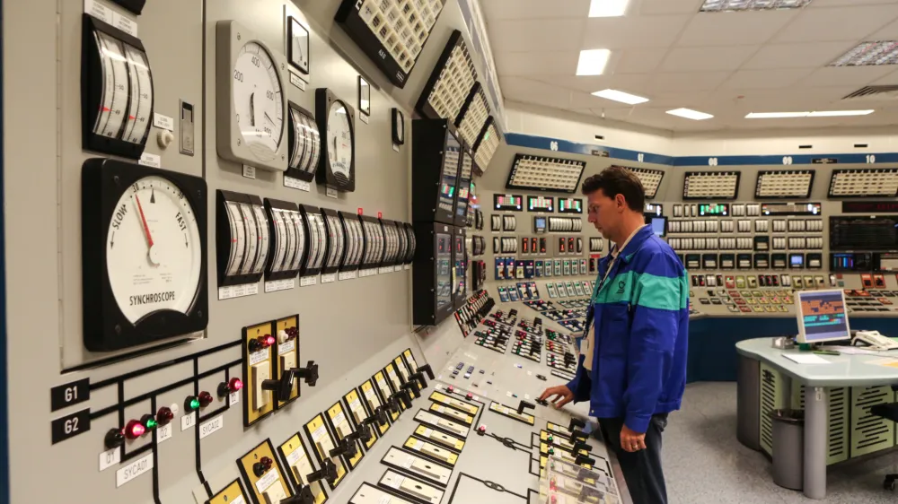 - kontrolna soba - simulator<br><br><br>- 29.09.2016 - Nuklearna elektrarna Kr&scaron;ko (NEK) - Jedrska elektrarna Kr&scaron;ko (JEK) - proizvodnja električne energije - <br><br><br><br>//FOTO: Luka Cjuha.<br>