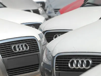 skladi&scaron;če - novi avtomobili Audi <br><br><br>- Luka Koper, pristani&scaron;ki in logistični sistem, koprsko pristani&scaron;če, <br><br><br>, // FOTO: Luka Cjuha<br><br>OPOMBA: ZA OBJAVO V ČASOPISU DNEVNIK