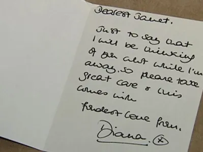 Na dražbi 16. februarja v Londonu bo prodanih skupno 32 pisem in čestitk, ki jih je princesa Diana napisala med letoma 1995 in 1996. F youtube