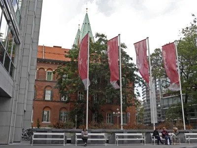 - ilustrativna fotografija - poslovna hi&scaron;a - Nova KBM (NKBM) - Nova kreditna banka Mribor, Ulica Vita Kraigherja 4,,stavba<br><br><br><br><br><br>//FOTO: Jaka Gasar