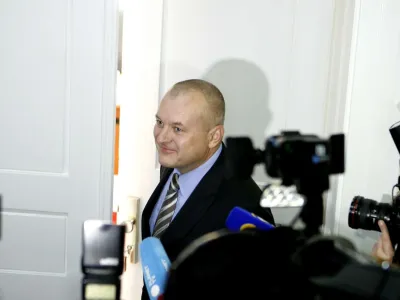 Franc Kangler odstopil z mesta župana Mestne občine Maribor<br><br><br><br><br>- Maribor 2012 - odstop mariborskega župana Franca Kanglerja po vrsti uličnih protestov, ki so se v zadnjem mesecu dni zvrstili proti njemu, <br><br><br><br><br><br>//FOTO: Bojan Velikonja 