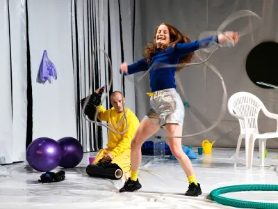 Jan Rozman, Julia Keren Turbahn: REČI REČI / Dinge dingen / Things thing; Lutkovno gledali&scaron;če Ljubljana, Emanat, april 2021