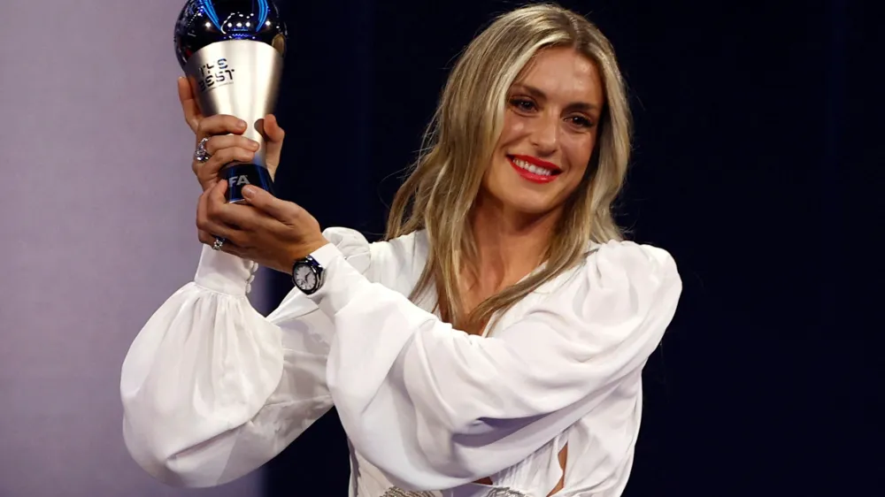 Soccer Football - The Best FIFA Football Awards - Salle Pleyel, Paris, France - February 27, 2023 FC Barcelona's Alexia Putellas winner of The Best FIFA Women's Player award 2022 REUTERS/Sarah Meyssonnier   TPX IMAGES OF THE DAY