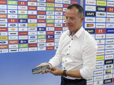 predsednik SZS Enzo Smrekar- 30.06.2022 &ndash; Smučarska zveza Slovenije - predsednik SZS predstavil odločitev o organizaciji dveh ženskih tekem svetovnega pokala v Kranjski Gori 7. in 8. januarja 2023. //FOTO: Jaka Gasar