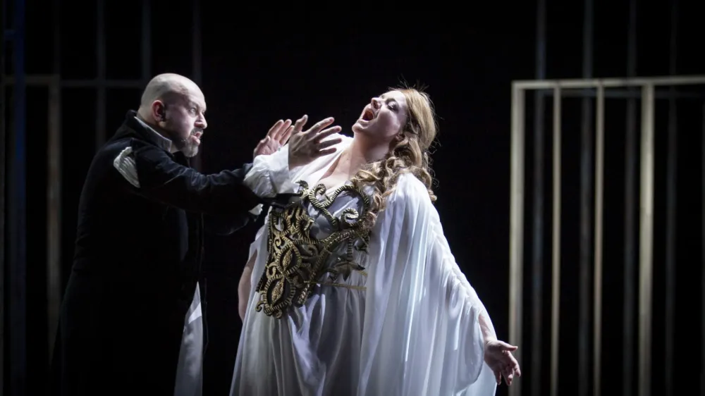 Opera in Balet Slovenskega narodnega gledali&scaron;ča Maribor bosta v petek, 3. marca 2023, ob 19. uri v Dvorani Ondine Otta Klasinc izvedla premiero znamenite Verdijeve opere Don Carlo pod taktirko Valentina Egla in v režiji Marina Blaževića. V glavnih vlogah bodo nastopili Luciano Batinić, Dimitris Paksoglou, Domen Križaj, Valentin Pivovarov, Rebeka Lokar in Irena Petkova.