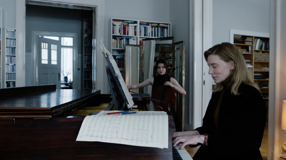 (L to R) Sophie Kauer as Olga Metkina and Cate Blanchett stars as Lydia T&aacute;r in director Todd Field's T&Aacute;R, a Focus Features release. Credit: Florian Hoffmeister / Focus Features