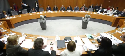 Ljubljana, DZ. Seja odbora DZ za delo, druzino, socialne zadeve in invalide, na kateri so med drugim obravnavali predlog zakona o pokojninskem in invalidskem zavarovanju. Foto: Stanko Gruden/STA