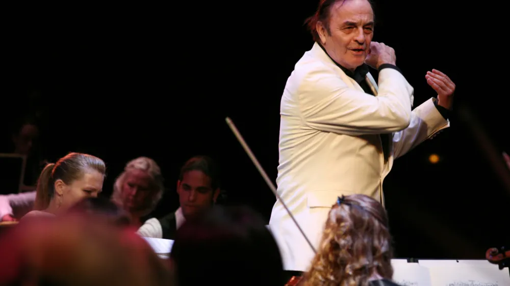 &scaron;vicarski dirigent Charles Dutoit F Aline Paley