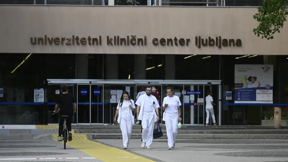 Univerzitetni klinični center - UKC Ljubljana, zdravstveni delavci<br><br><br>- 22.09.2022 &ndash; simbolična fotografija &ndash; javno zdravstvo - zdravstveni sistem &ndash; zdravje &ndash; <br><br>//FOTO: Nik Erik Neubauer