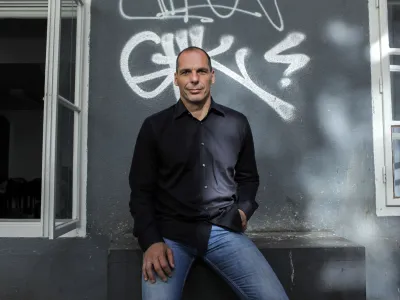 Yanis Varoufakis, gr&scaron;ki ekonomist - profesor gospodarstva na atenski univerzi,<br><br><br><br>//FOTO: Jaka Gasar<br>OPOMBA: ZA OBJAVO V PRILOGI &ndash; DNEVNIKOV OBJEKTIV - INTERVJU 2013