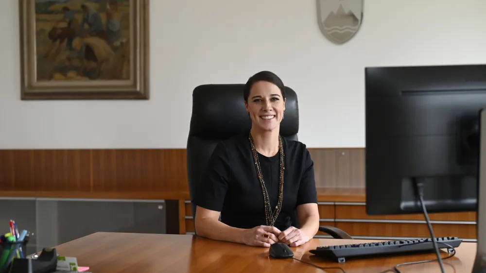 Nova generalna državna odvetnica Ana Ker&scaron;evan se zavzema za spremembe zakonodaje in za vpis državnega odvetni&scaron;tva v ustavo. F Nik Erik Neubauer Q