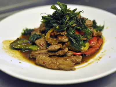 - ilustrativna fotografijatajska jed, serviranje, postrežena jed, postrežba, azijska hrana, azijska jedAzijska in tajska "fusion" restavracija DA BUDA, &Scaron;ubičeva 1A v Ljubljani -  //FOTO: Tomaž Zajel&scaron;nik