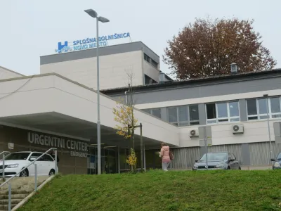 Splo&scaron;na bolni&scaron;nica Novo mesto, ena od podpisnic pobude in četrta največja bolni&scaron;nica v državi, je tudi učna bolni&scaron;nica za potrebe novome&scaron;ke fakultete za zdravstvene vede.&nbsp;