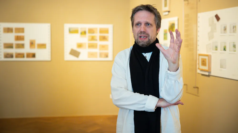 Ljubljana, Mestni muzej Ljubljana.<br>Vodstvo po razstavi Oton Zupancic: risbe.