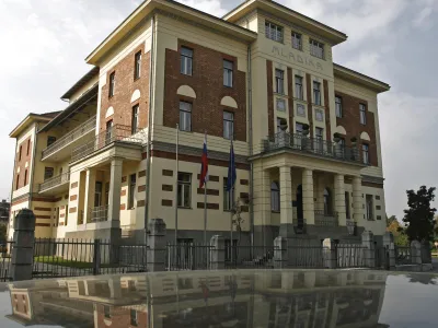 Mladika - Ministrstvo za zunanje zadeve, Pre&scaron;ernova cesta 25,stavba//FOTO: Matej Pov&scaron;eOPOMBA: ZA OBJAVO V ČASOPISU DNEVNIK