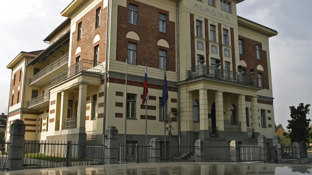 Mladika - Ministrstvo za zunanje zadeve, Pre&scaron;ernova cesta 25,stavba//FOTO: Matej Pov&scaron;eOPOMBA: ZA OBJAVO V ČASOPISU DNEVNIK