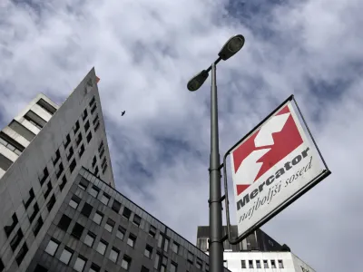 poslovna stavba Mercator - ilustrativna fotografija  - 18. skup&scaron;čina delničarjev Mercator,   //FOTO: Luka Cjuha