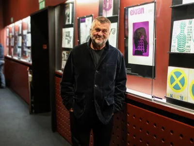 Rajko Grlić, hrva&scaron;ki režiser in scenarist, ter profesor teorije filma na univerzi v Ohio- ju ZDA.10.11.2022. - Predstavitev slovenskega prevoda avtobiografske knjige Rajka Grlića z naslovom &Scaron;e ne povedane zgodbe, ki bo iz&scaron;la v založni&scaron;tvu Slovenske kinoteke, in pogovor z avtorjem