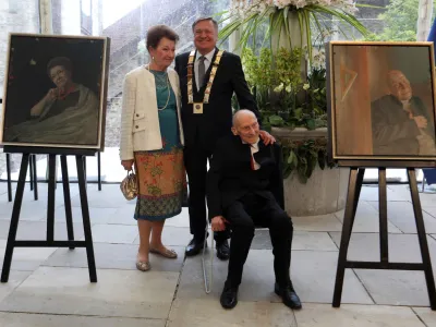 ljubljanski župan Zoran JankovićElza Budau, pesnica in &scaron;ansonjerka - častna me&scaron;čanka Ljubljane 2023akad. prof. dr. Stanko Kristl, arhitekt - častni me&scaron;čan Ljubljane leta 2023- 09.05.2023 - Slavnostna seja Mestnega sveta Mestne občine Ljubljana (MOL) ob 9. maju, prazniku mesta Ljubljana - podelitev listine častni me&scaron;čan in častna me&scaron;čanka, nagrade in plakete glavnega mesta Ljubljane//FOTO: Tomaž Skale