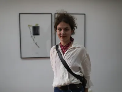 intermedijska umetnica Ana Likar, zmagovalka&nbsp;- 30.05.2023 -&nbsp;Podelitev nagrade&nbsp;skupine&nbsp;OHO&nbsp;2023&nbsp;v Galeriji P74 -&nbsp;nacionalna nagrada za mlade vizualne umetnike,&nbsp;//FOTO: Bojan Velikonja