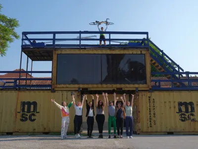 Festival performansa 2023: Ur&scaron;ka Brodar, Tina Dobnik, Katarina Stegnar, Olja Grubić, Daniel Petković, Barbara Kukovec, Nata&scaron;a Živković in Luka Martin &Scaron;kof (zgoraj).