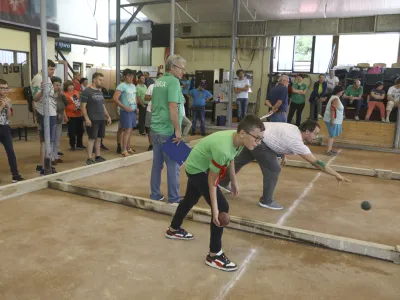 Tekmovalci so na balini&scaron;ču pokazali vso svojo zagnanost za zmago. Foto: Luka Cjuha