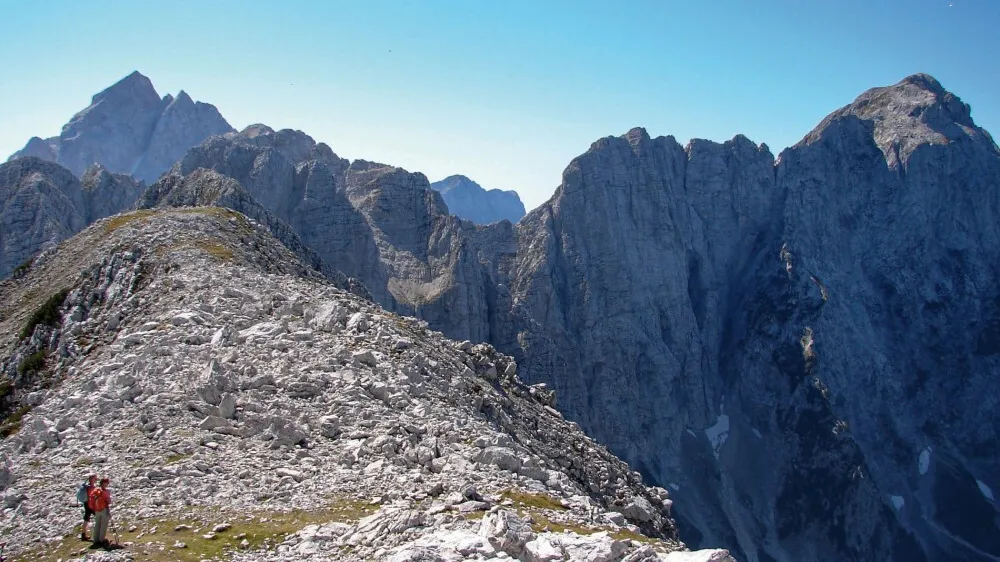 Velika Ponca F Jana Remic