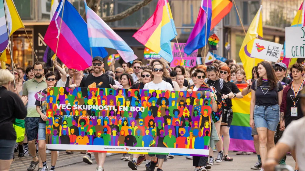 Ljubljana, Kongresni trg.<br>Povorka po ulicah Ljubljane v okviru Parade ponosa 2023 z zakljuckom na Kongresnem trgu.