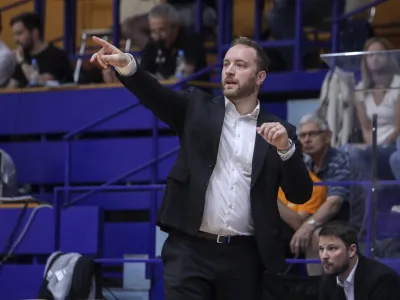 trener Heliosa Dejan Jakara- 25.05.2022 &ndash; &scaron;port - ko&scaron;arka - 1. tekma finala državnega prvenstva v ko&scaron;arki med Helios Domžale in Cedevita Olimpija /FOTO: Jaka Gasar