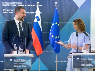 Ljubljana, MZEZ.<br>Novinarska konferenca ministrice za zunanje in evropske zadeve Tanje Fajon in ministra za zunanje zadeve Bosne in Hercegovine Elmedina Konakovica ob obisku Konakovica v Sloveniji.