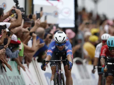 Cycling - Tour de France - Stage 4 - Dax to Nogaro - France - July 4, 2023 Alpecin&ndash;Deceuninck's Jasper Philipsen crosses the finish line to win stage 4 REUTERS/Benoit Tessier