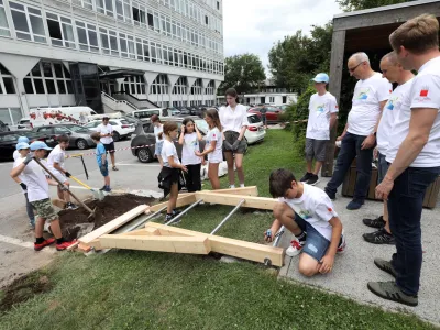  - 06.07.2023 - Fakulteta za gradbeni&scaron;tvo in geodezijo v Ljubljani - poletna &scaron;ola &ndash; gradnja mostu//FOTO: Tomaž Skale