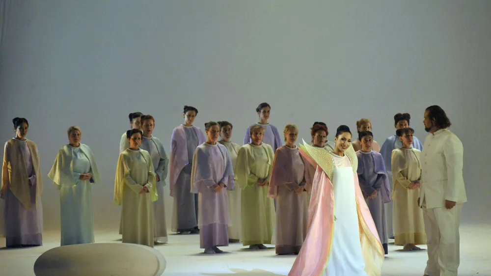 Opero Madama Butterfly Giacoma Puccinija bo na 71. Ljubljana Festivalu v četrtek in petek v Gallusovi dvorani Cankarjevega doma izvedla italijanska operna hi&scaron;a Teatro La Fenice.
