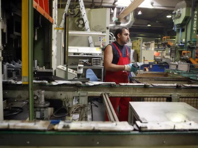 - CIMOS d.d., avtomobilska industrija, Koper - proizvodnja delov in opreme za motorna vozila, tovarna - //FOTO: Bojan Velikonja