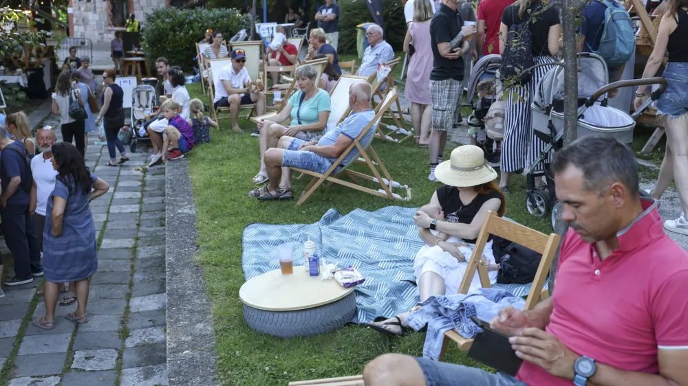 - 14.07.2023 &ndash; Kamnik &ndash; Kulinarični dogodek KUL petek - park Evropa //FOTO: Jaka Gasar