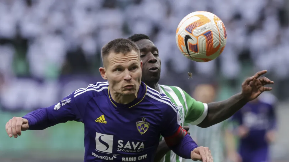 Martin Milec - Olimpija, državni prvak<br><br>- 16.04.2023 &ndash; nogomet &ndash; Olimpija: Maribor, Prva liga Telemacha, 31. krog:<br> <br>//FOTO: Jaka Gasar