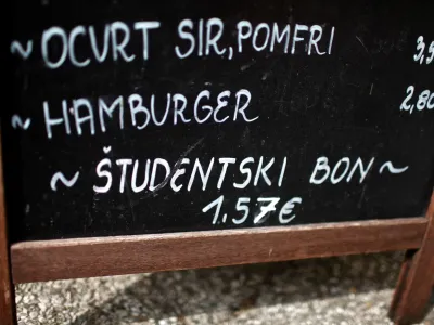 &Scaron;tudentska prehrana bo kmalu deležna izbolj&scaron;av, sistem bonov pa bodo ohranili, so sporočili z ministrstva za delo, družino, socialne zadeve in enake možnosti.