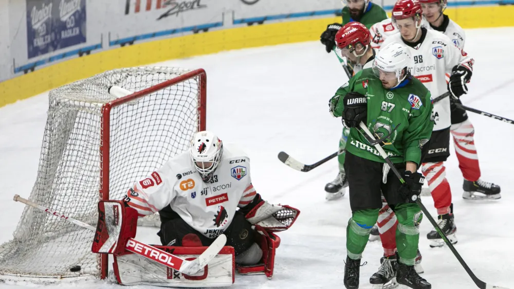 Marc Oliver Vallerand, Žan Ushokejisti Jesenic državni prvaki v sezoni 2020/21 - 10.05.2021 - hokej &ndash; Olimpija: Jesenice, državno prvenstvo, finale &ndash; 5. tekma: //FOTO. Matjaž Ru&scaron;t