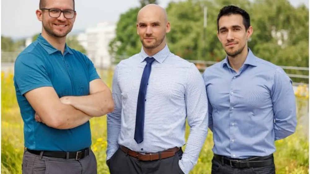 Od leve proti desni: dr. Matija Gatalo, Tomaž Bizjak in Javier Lopez Gonzales. F ReCatalyst