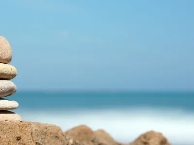 ajurveda kamni, poletjte